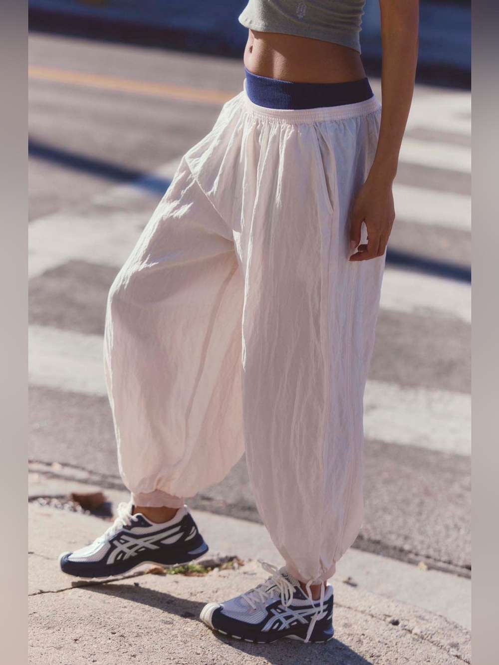 Free People Movement On It Balloon pants - Picture 3 of 5